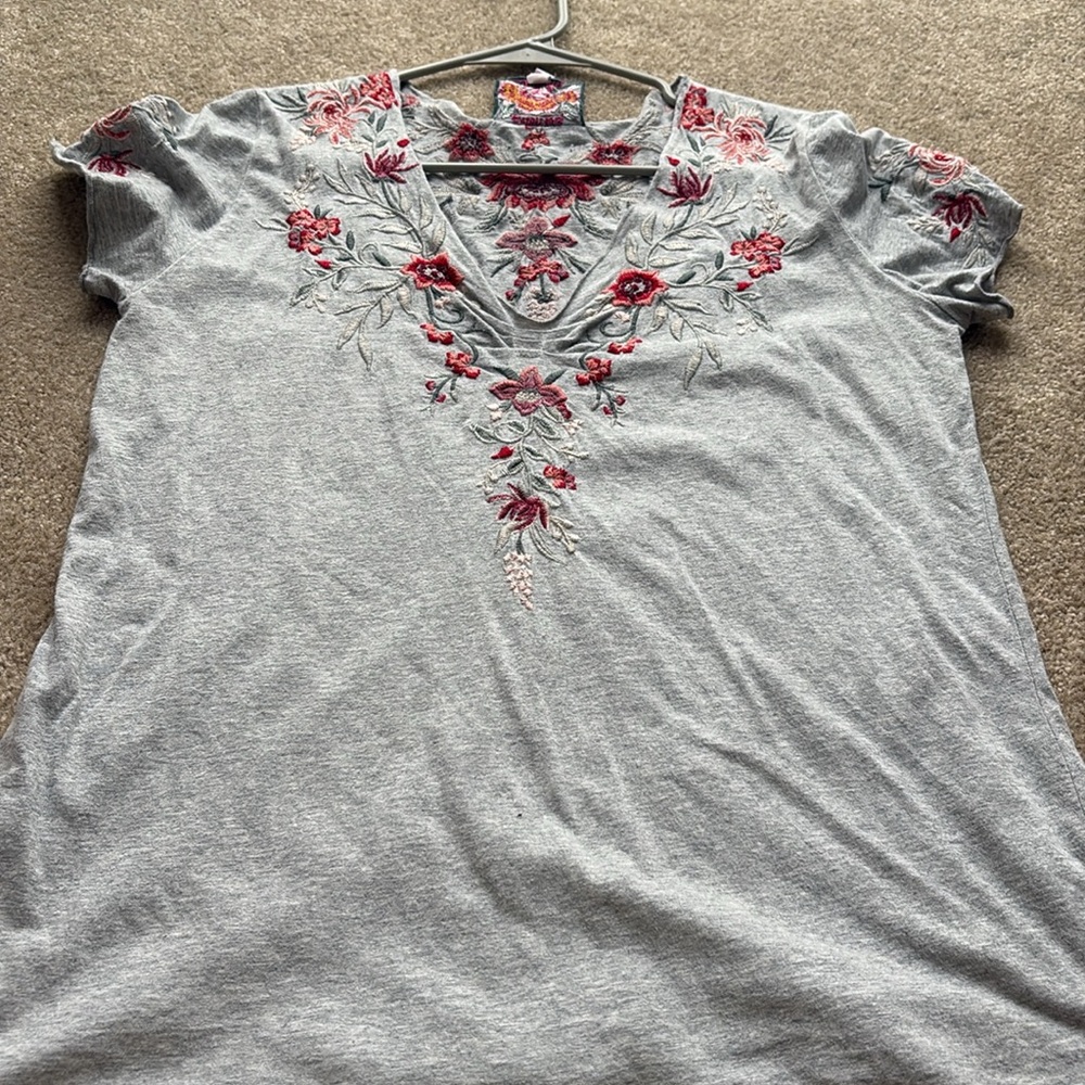 Gray Floral Embroidered Women's Top - Picture 5 of 5